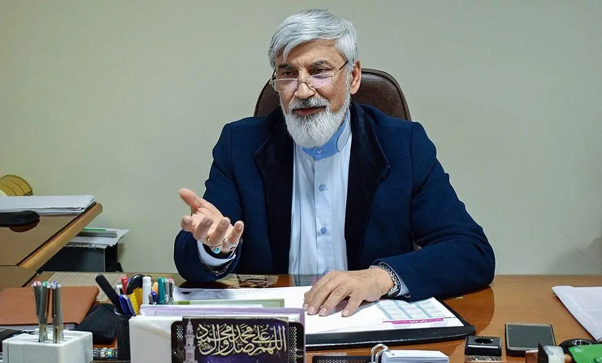 میدان و دیپلماسی باید موازی و در کنار هم حرکت کنند