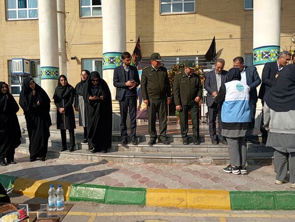 آیین افتتاحیه یاریگران زندگی در هنرستان محمودیه ۸