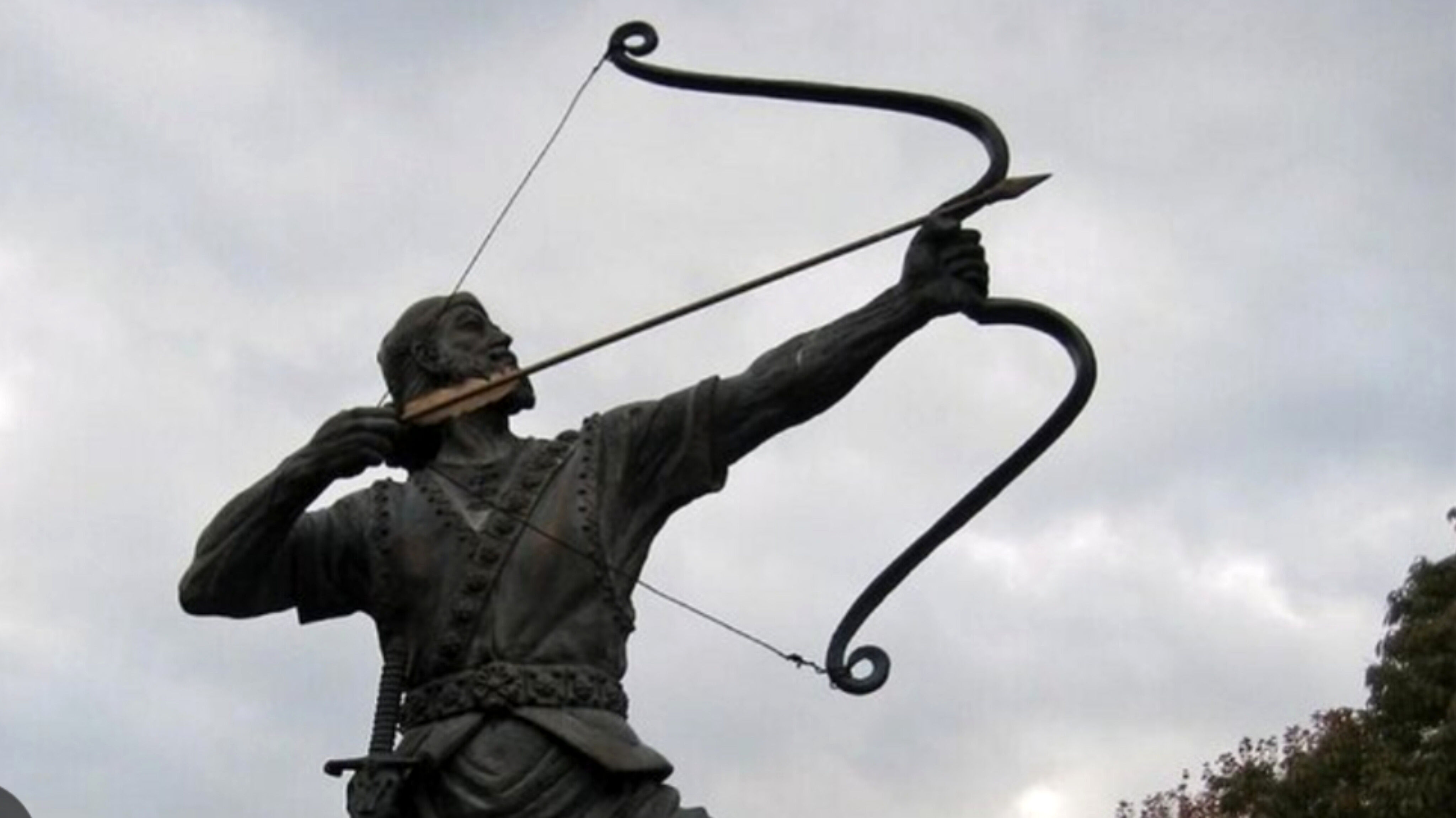 ۱۳ تیرماه و تیرگان و شهادت آرش کمانگیر در راه وطن