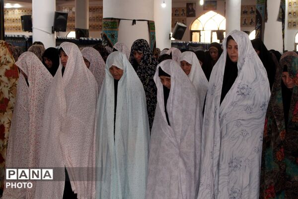 حضور پرشور مردم نظرآباد در آیین عبادی سیاسی نماز جمعه