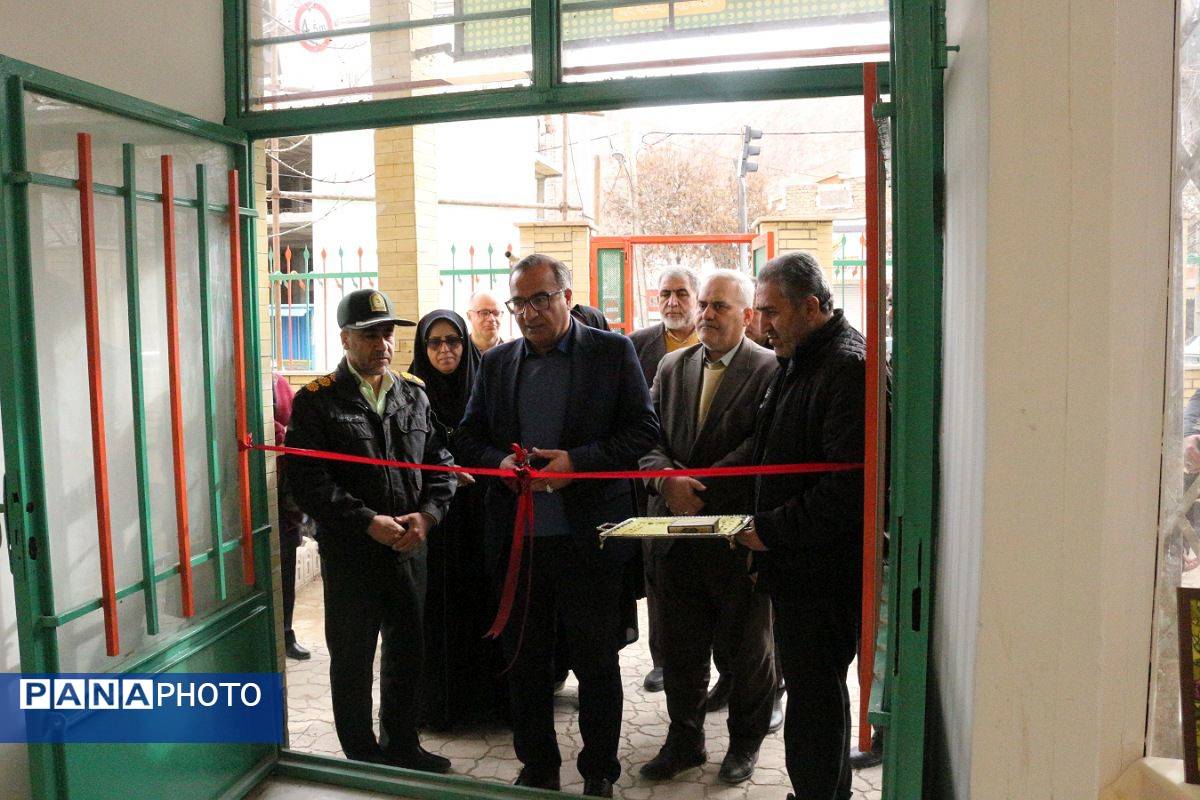 افتتاح نمایشگاه ویژه شب یلدا در فیروزکوه