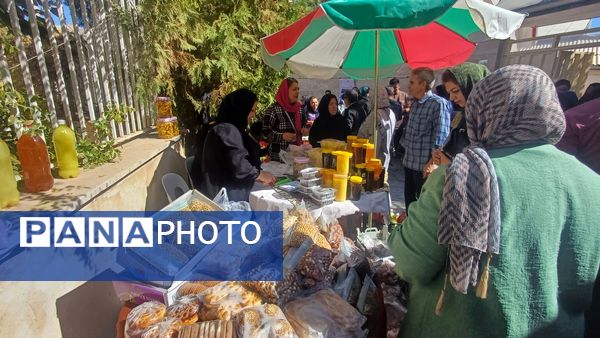 جشن بزرگ بادام در تفرش