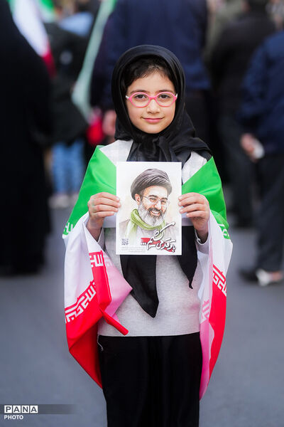 با تو قد می‌کشیم...