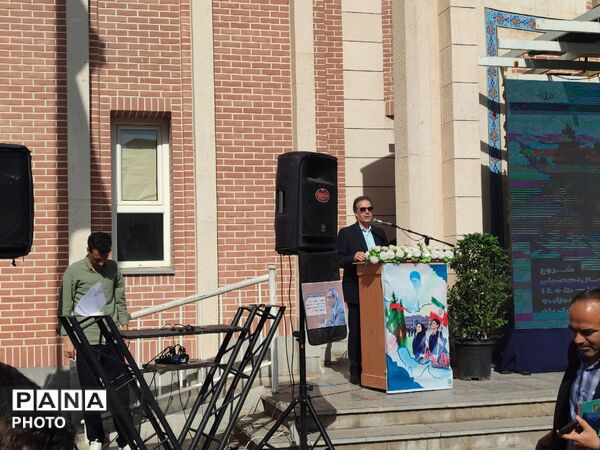 طنین زنگ «مهر، ایثار و شهادت» در هنرستان دارالفنون مشهد