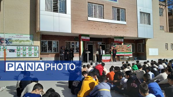 حضور خواهر شهید و راوی جنگ در مدرسه ابوریحان بیرونی 