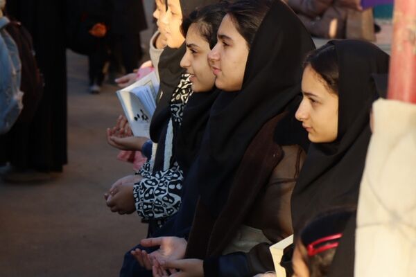 صبحگاه مدرسه شیخ مفید پاکدشت
