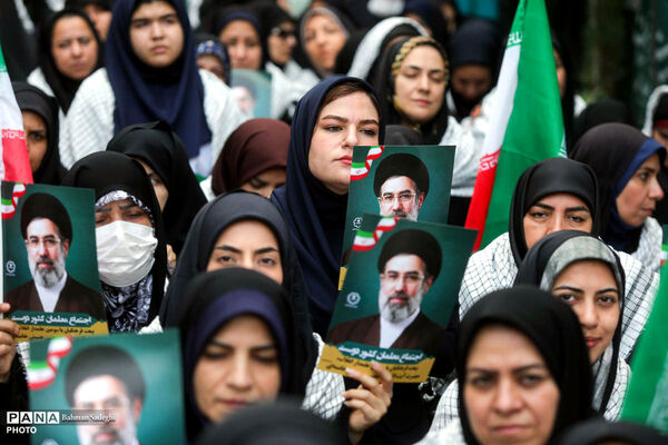 بیعت معلمان با رهبر معظم انقلاب