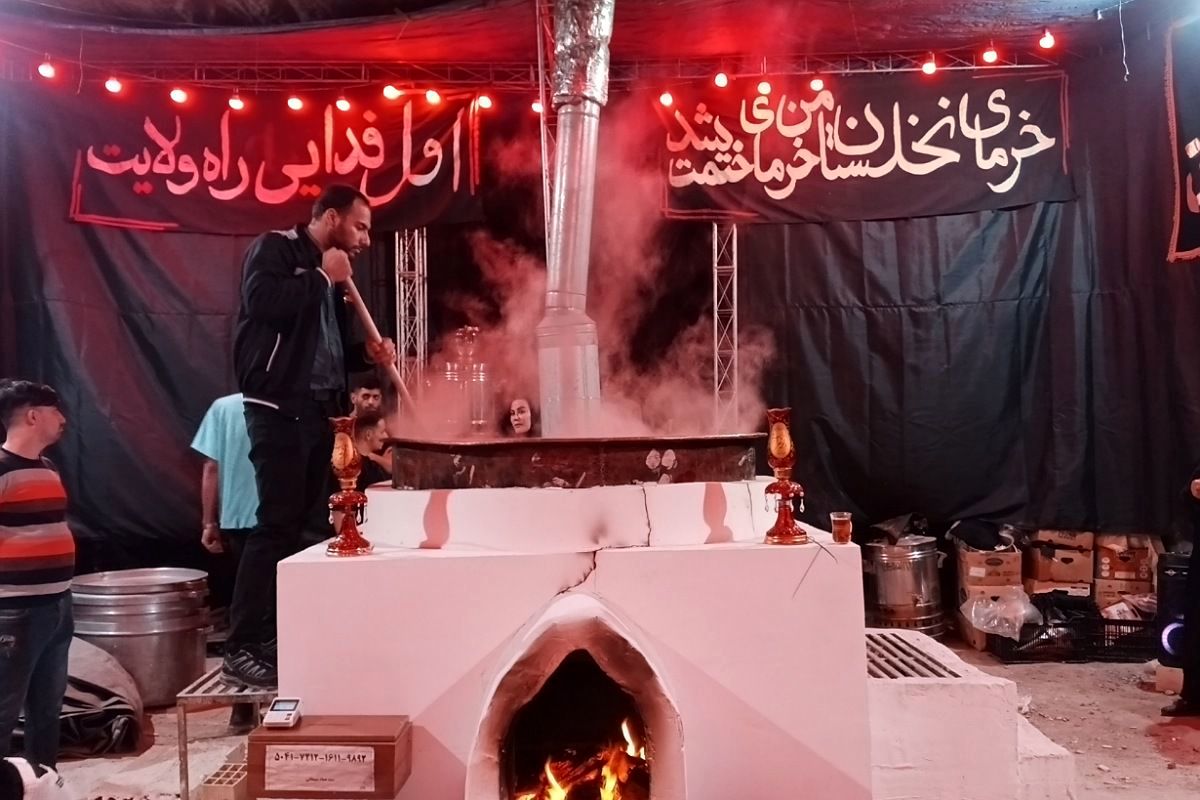  آیین نذری سمنو پزی به مناسبت ولادت حضرت زینب (س) و روز پرستار در شهرستان قدس 