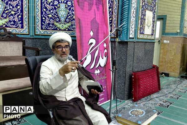 نوجوانان،خادمان جشن ولایت در مسجد جامع صاحب الزمان عج کاووسیه