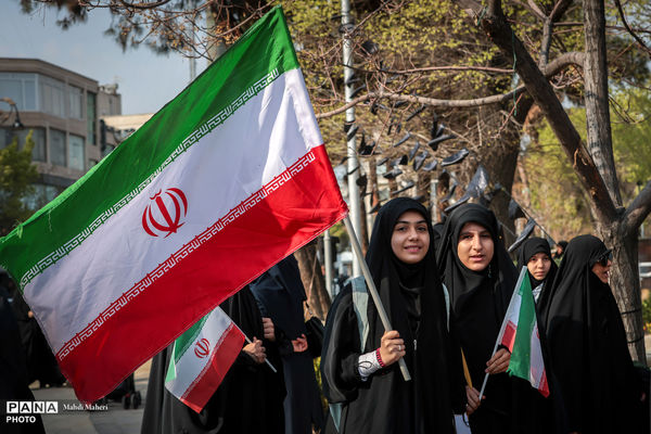 تجمع بزرگ هم‌عهدی‌ نوجوانان با رهبری معظم انقلاب اسلامی