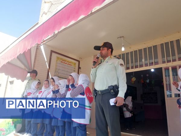گرامیداشت هفته نیروی انتظامی در مدارس شهرستان ملارد