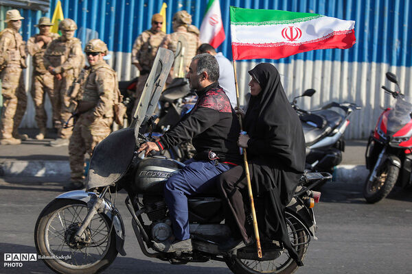 رزمایش موتور سواران جان‌فدای ایران