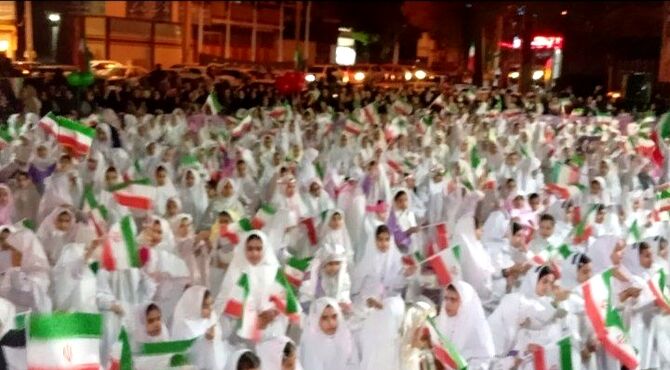 جشن تکلیف دختران الیگودرزی با یاد شهدای میناب