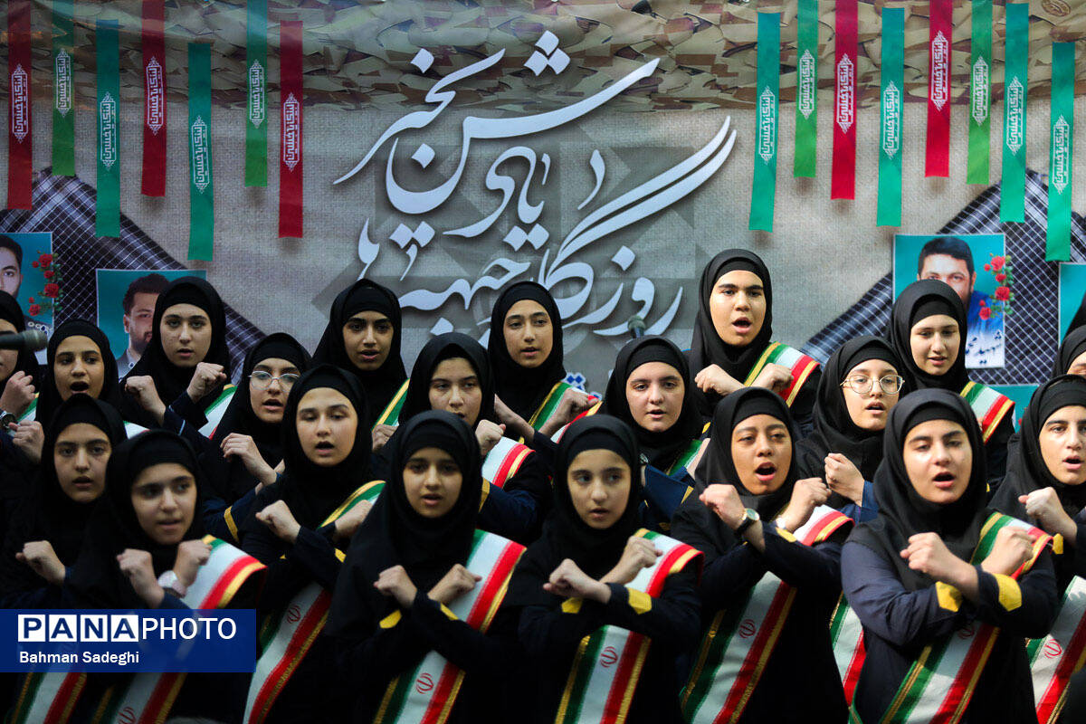 مراسم آغاز سال تحصیلی و هفته دفاع مقدس در سازمان ملی پرورش استعدادهای درخشان