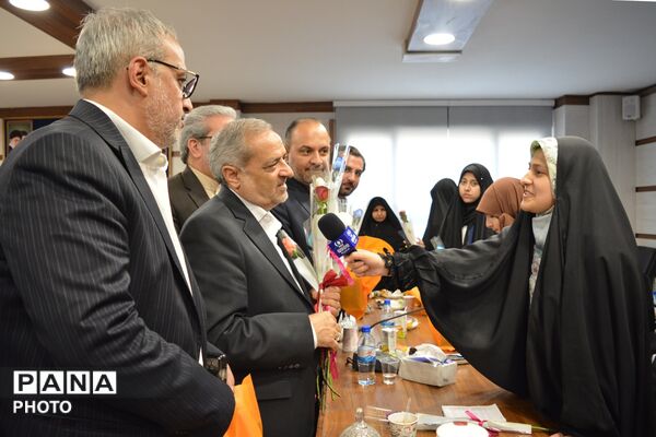 روز خبرنگار با حضور وزیر آموزش و پرورش