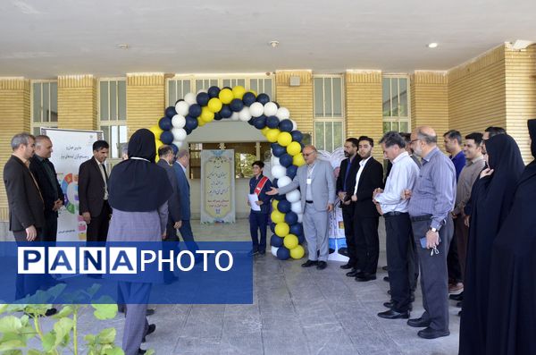 افتتاح نمایشگاه پژوهش های دانش آموزی در چارچوب جشنواره جابر بن حیان 