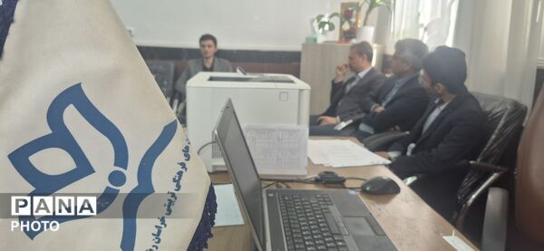 دیدار مدیر آموزش و پرورش کاشمر با مدیران و کارکنان کانونهای فرهنگی تربیتی کاشمر