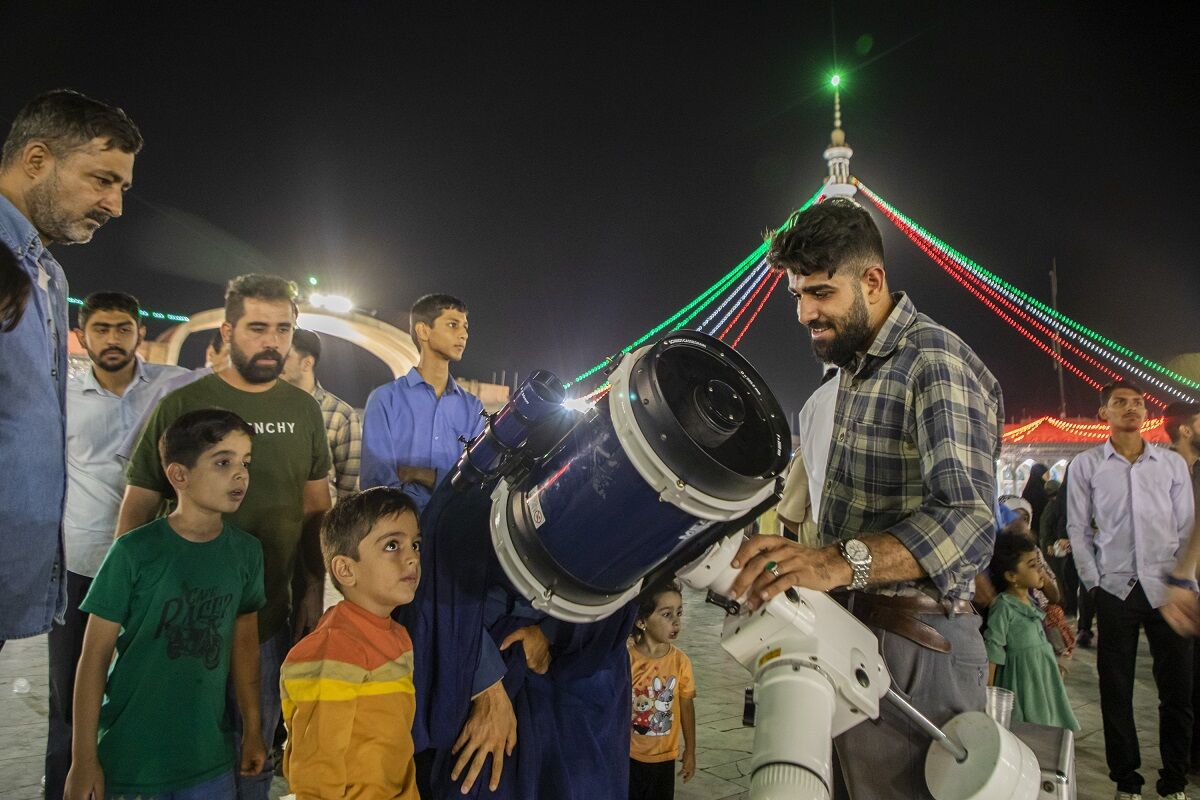 رصد زیباترین خسوف قرن از آسمان مسجد جمکران