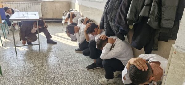 آژیر مانور زلزله در مدارس محمودآباد به صدا درآمد