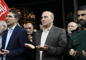 خیابان به نقطه قوت ملت ایران تبدیل شد
