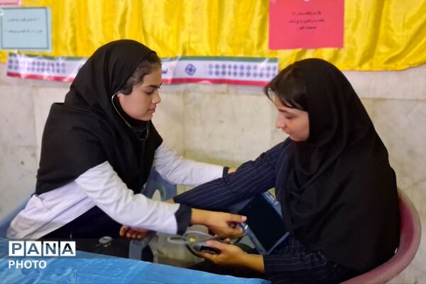 طنین بازگشایی مدارس با عطر مهر و یاد شهدا در باشت