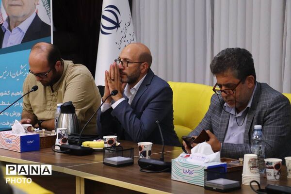 نشست خبری مدیرکل نوسازی، توسعه و تجهیز مدارس آذربایجان‌شرقی 