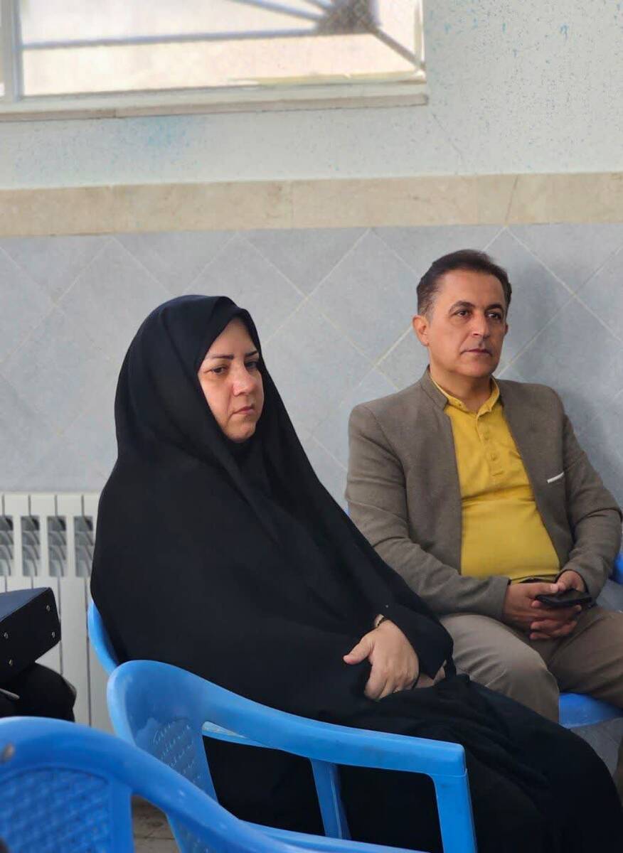 جشن مهر و مقاومت در دبیرستان حضرت زینب(س) ابرکوه برگزار شد