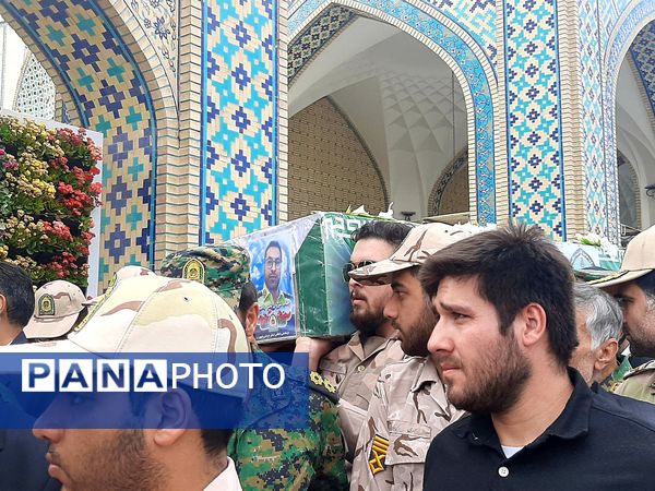 تشییع پیکر شهدای نیروی انتظامی مشهد مقدس