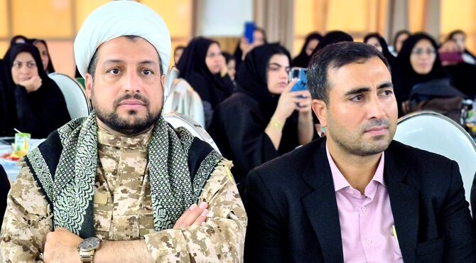 عنبرآباد؛ صحنه تجلیل از مقام معلم بود 