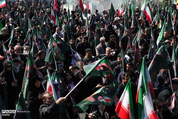 چهلمین روز شهادت رهبر شهید انقلاب اسلامی - تهران