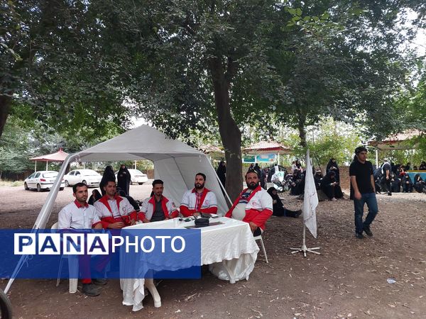 عشق‌به امام حسین همواره در دلهاست