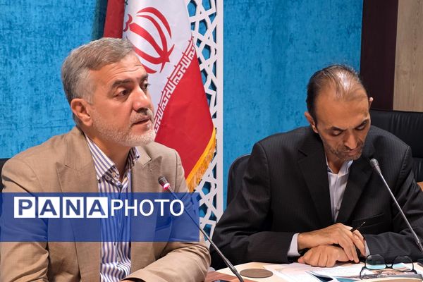 سومین جلسه شورای آموزش و پرورش ناحیه دو بهارستان