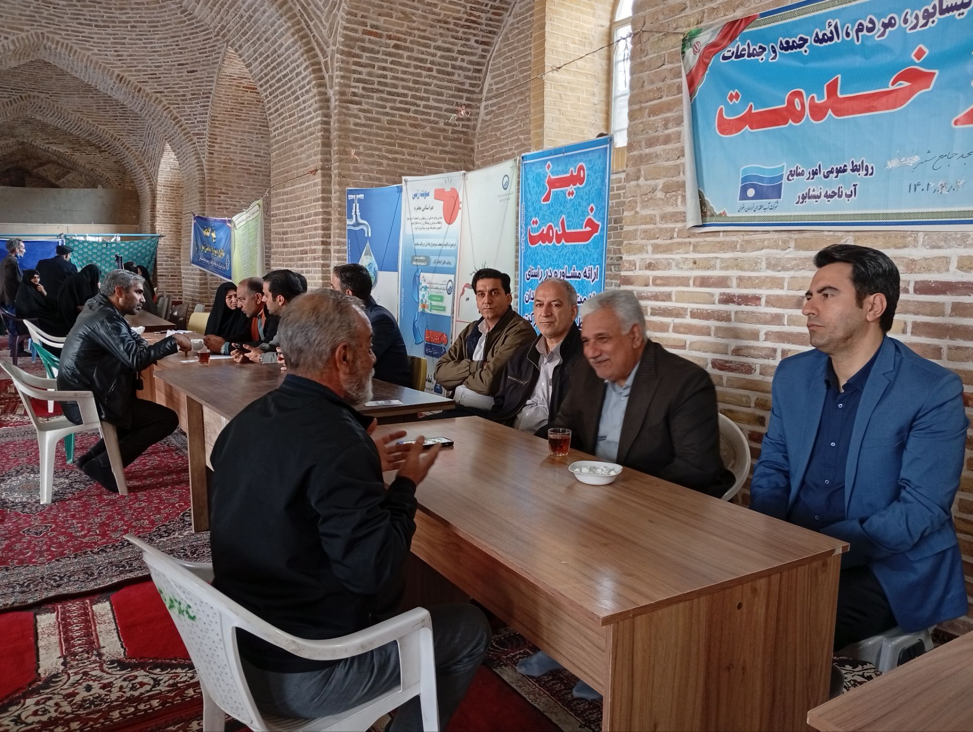 گذری بر حضور ادارات مختلف نیشابور در سومین جمعه آذر ماه 
