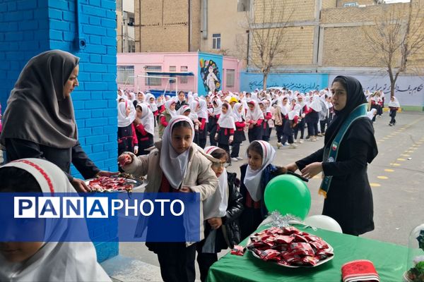 جشن ولادت امام زمان(عج) در دبستان عمار رباط‌کریم