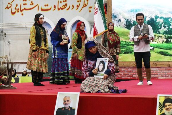 همایش هزار نفری یاوران انقلاب در مازندران