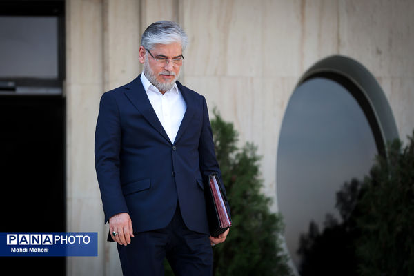 حاشیه جلسه هیات دولت