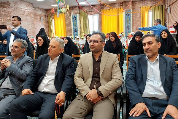 آیین سپاس معلم اداره کل آموزش و پرورش شهرستانهای تهران در کهریزک 