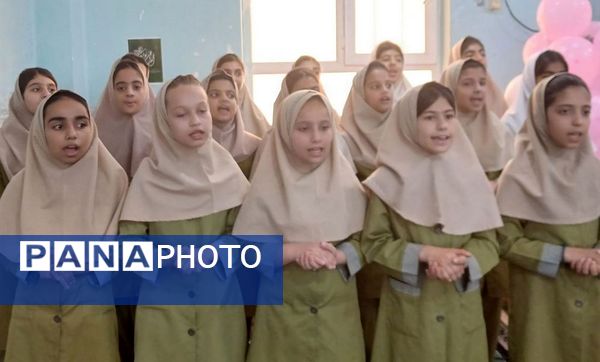 جشن بزرگداشت مقام معلم در دبستان نبوت شهرستان بوشهر