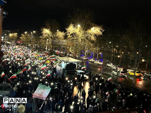 تجمع باشکوه مردم کرج برای مبارزه با دشمن آمریکا صهیونی