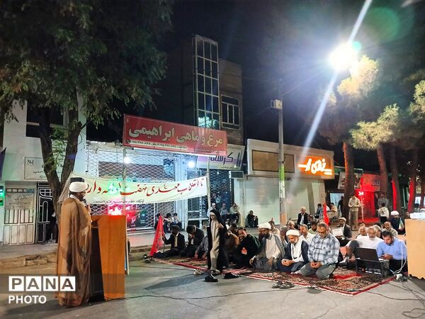 ادامه اجتماعات شبانه، از سرودخوانی تا شهید شناسی