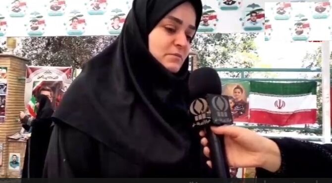 گلباران مزار شهدا با حضور مربیان سازمان دانش آموزی قم