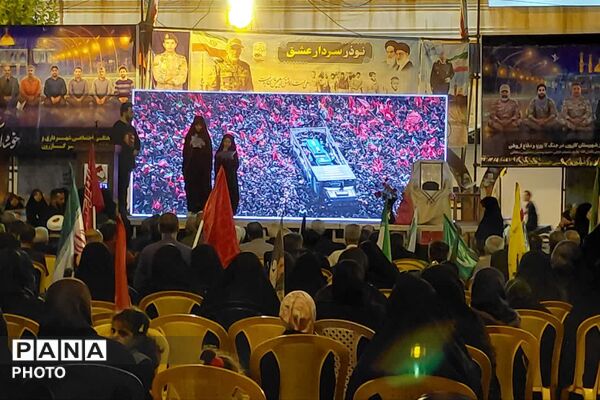 همگامی شورانگیز مردم کازرون در بدرقه رهبر شهید