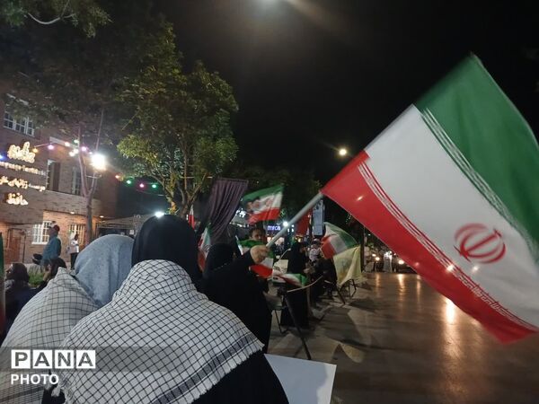 موج حماسه مشهدیان در بلوار احمد آباد 