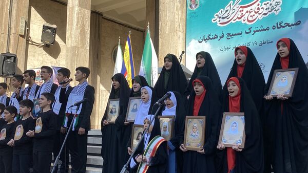 برگزاری صبحگاه مشترک بسیج فرهنگیان به مناسبت هفته دفاع مقدس