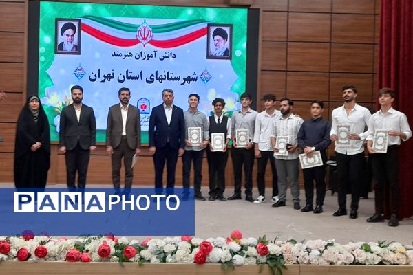 مراسم کشوری افتتاحیه جشنواره‌های فرهنگی هنری در اردوگاه استانی شهید محمد منتظری شهریار 