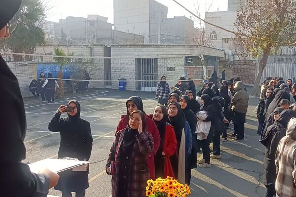 برگزاری مراسم سالگرد شهادت حاج قاسم سلیمانی در مدرسه حضرت زینب(س) ناحیه یک شهرری
