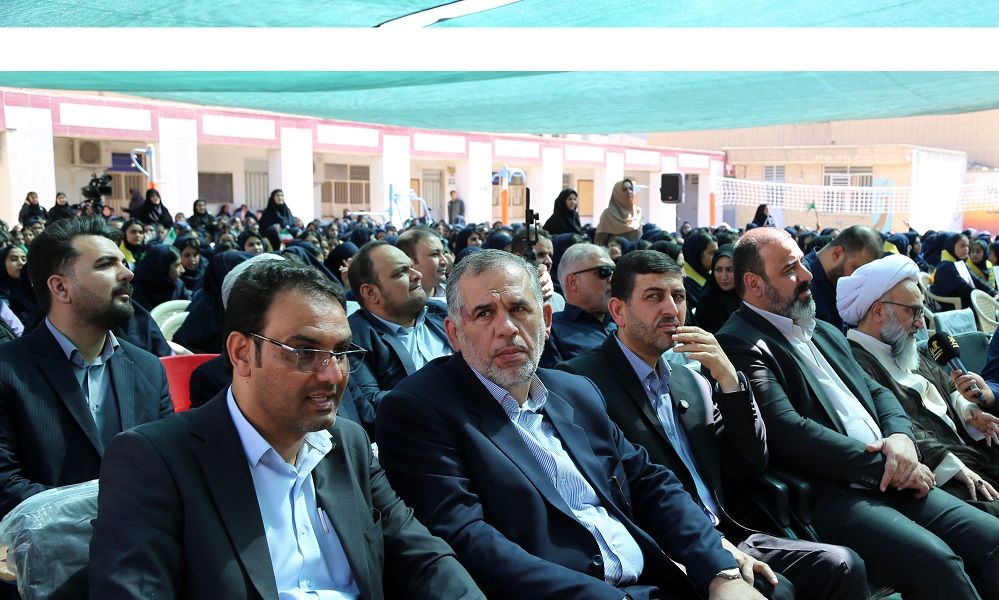 آیین آغاز سال تحصیلی جدید برای  یک میلیون و ۱۵۰ هزار دانش‌آموز با شور و امید