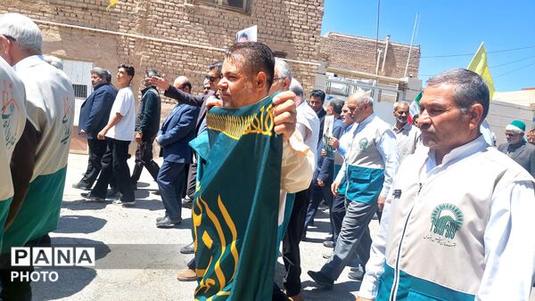 کاروان «در پناه خورشید» میهمان رزق‌آباد کاشمر شد
