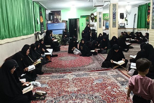 برگزاری مراسم شب قدر در حسینیه بیت الرباب قیامدشت ری 