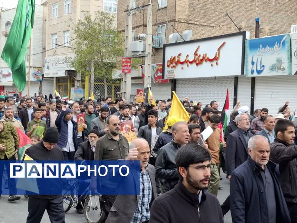 مردم ملارد در حمایت از آرمان‌های فلسطین به خیابان‌ها آمدند 